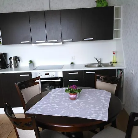 Gratarre Apartment Kuressaare Exterior photo