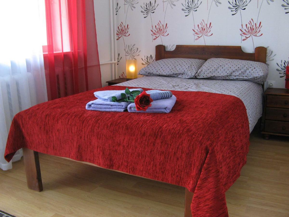 Apartment Gratarre *